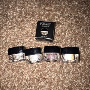 Younique Loose Eyeshadow Pigments